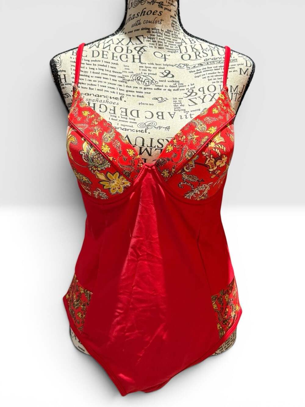NWT Cupshe Red Paisley One-Piece Swimsuit – Size XL